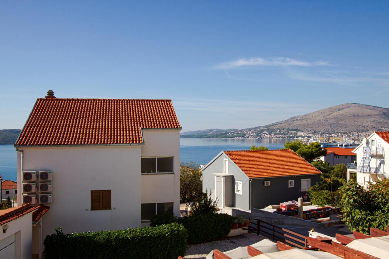 Villa Bianca Trogir Exterior photo