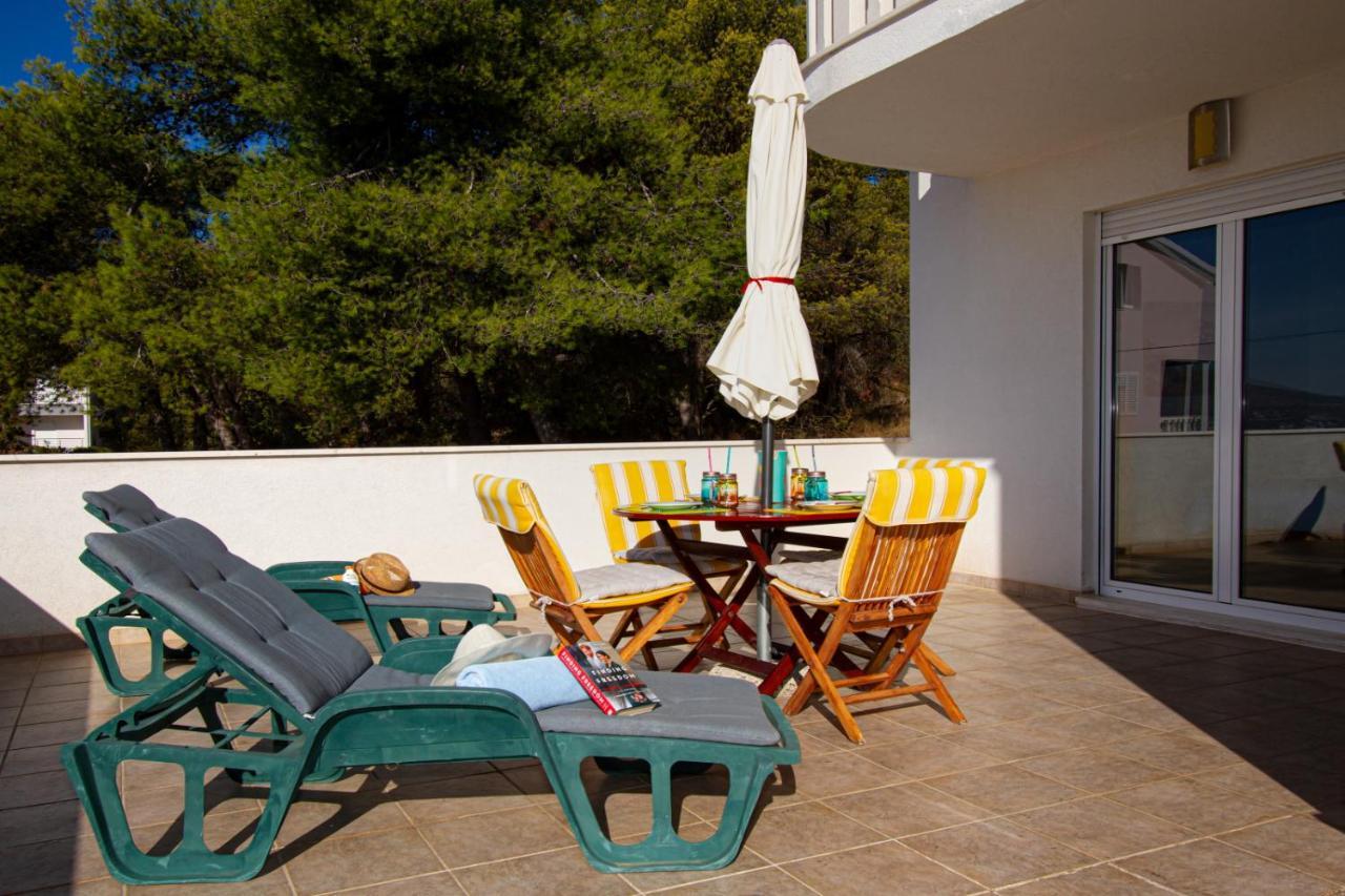 Villa Bianca Trogir Exterior photo