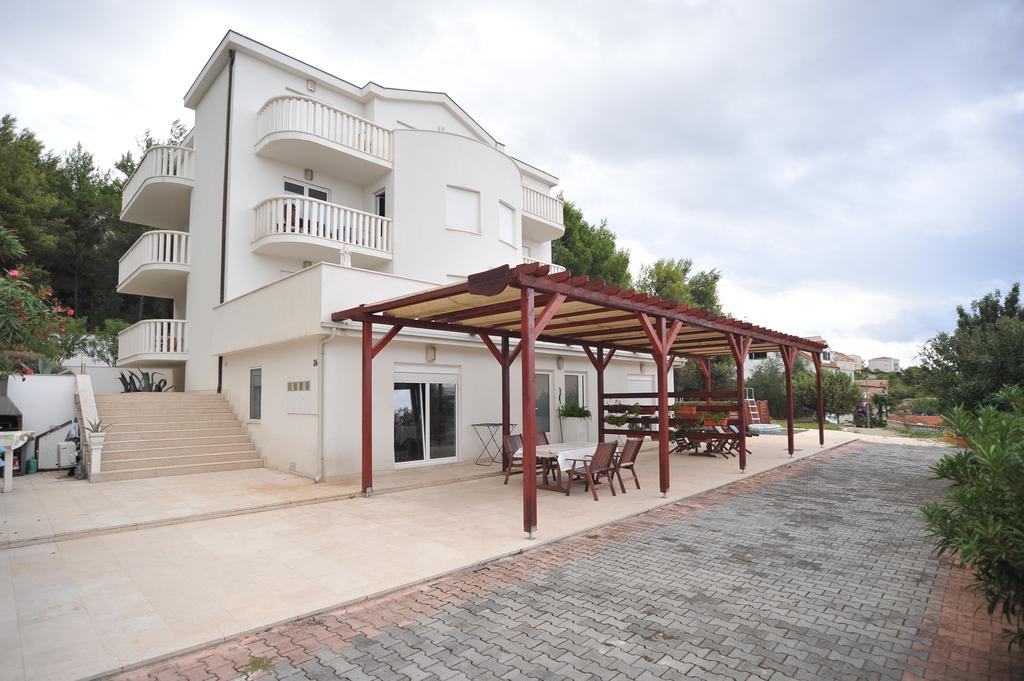 Villa Bianca Trogir Exterior photo